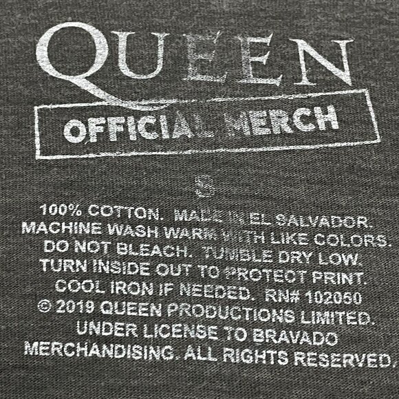 Queen, We will Rock You Soundtrack Rock T-shirt size Small - Picture 2 of 5